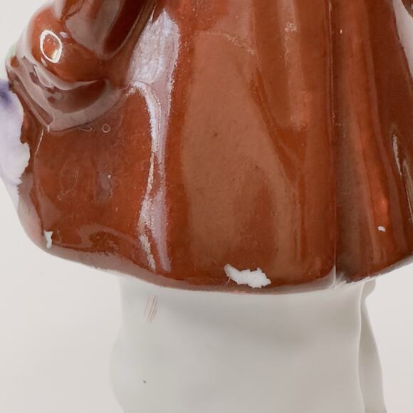 Occupied Japan Figurine 18th Century Man w/Grapes Hand Painted 1945-1952 Vintage - Picture 4 of 11